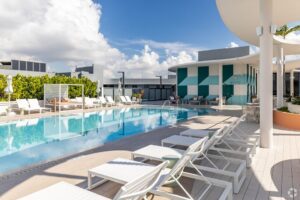 the-boulevard-miami-fl-piscina
